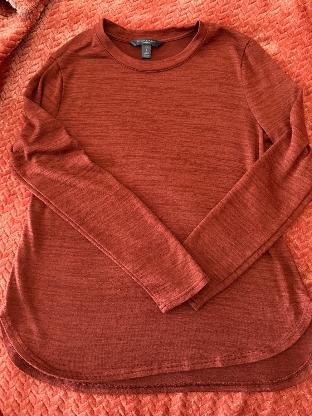Banana Republic Rust Crewneck Long Sleeve Top